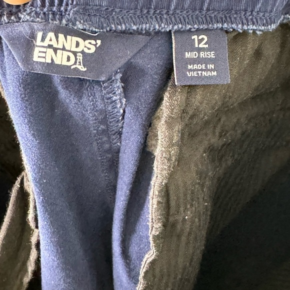 Lands' End Blue Flat Front Shorts Casual Style - Picture 8 of 9